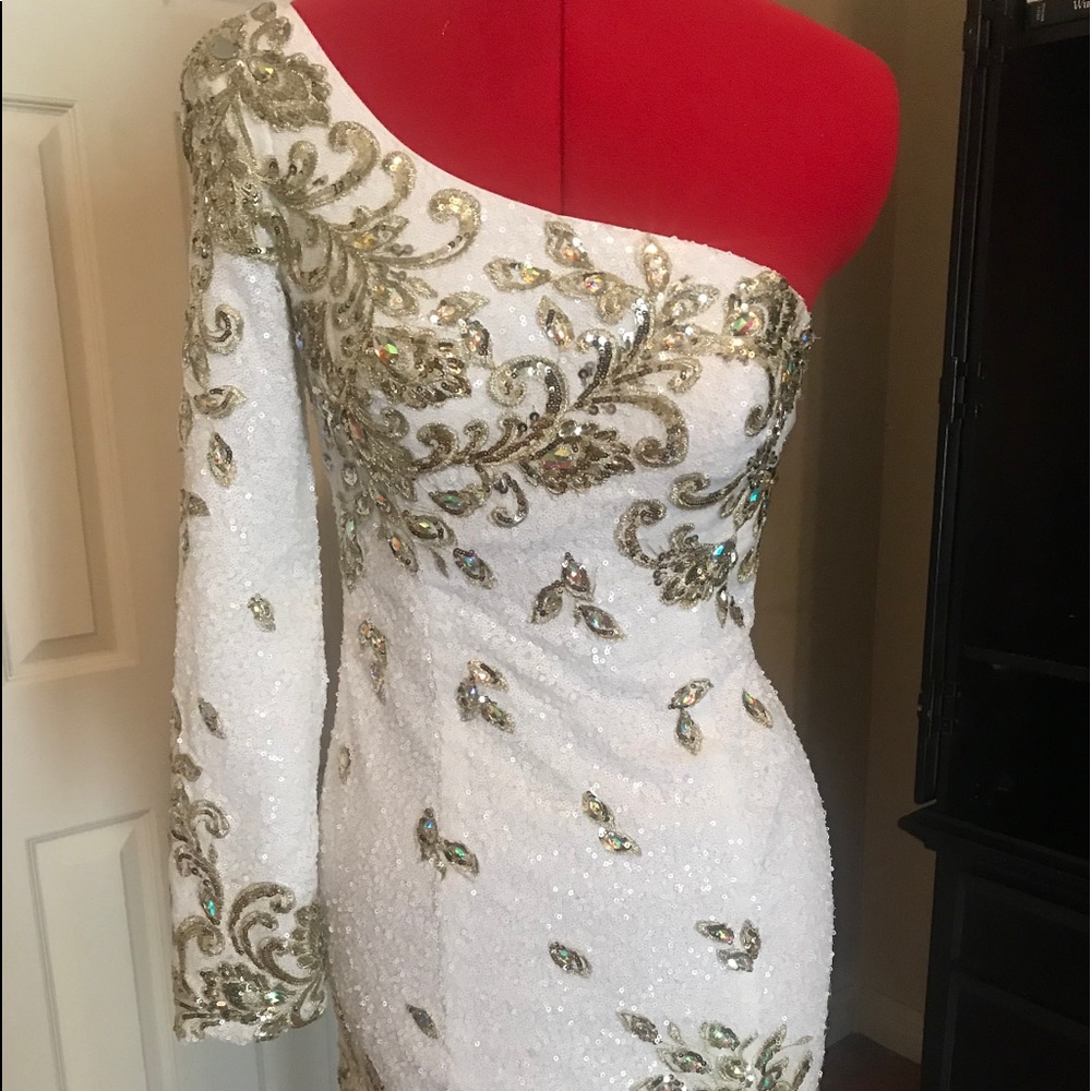 Tony Bowls short dress